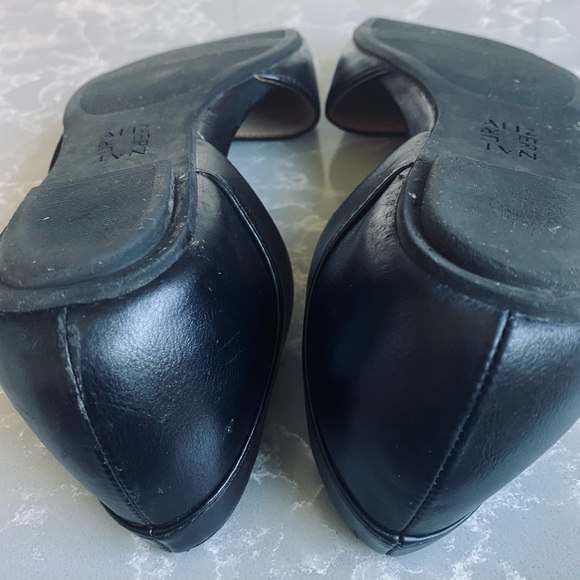 Naturalizer Peep Toe Sandals - Picture 5 of 6